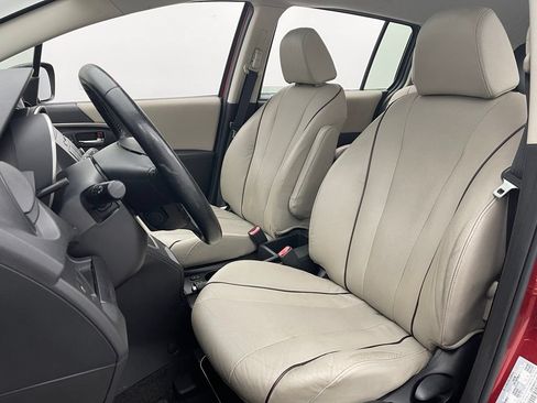 Used 2014 MAZDA MAZDA5 Grand Touring FWD image 17