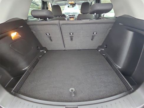 Used 2023 Chevrolet TrailBlazer LS image 28