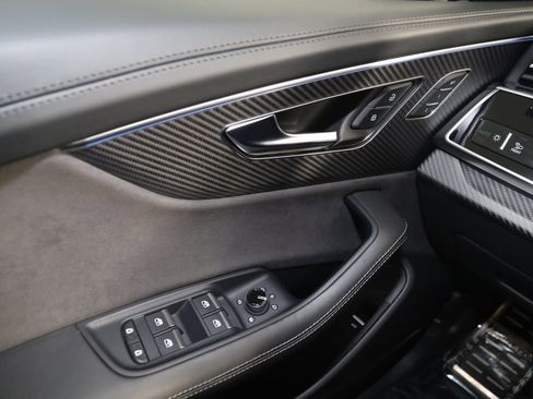 Used 2023 Audi RS Q8 image 38