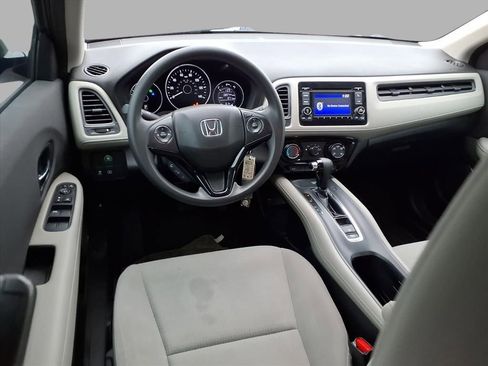 Used 2021 Honda HR-V LX image 3