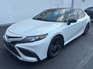 Used 2022 Toyota Camry XSE w/ Navigation Package FWD video 1