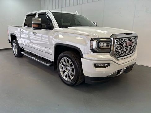 Used 2016 GMC Sierra 1500 Denali image 1