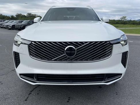 New 2026 Volvo XC90 B5 Core image 26