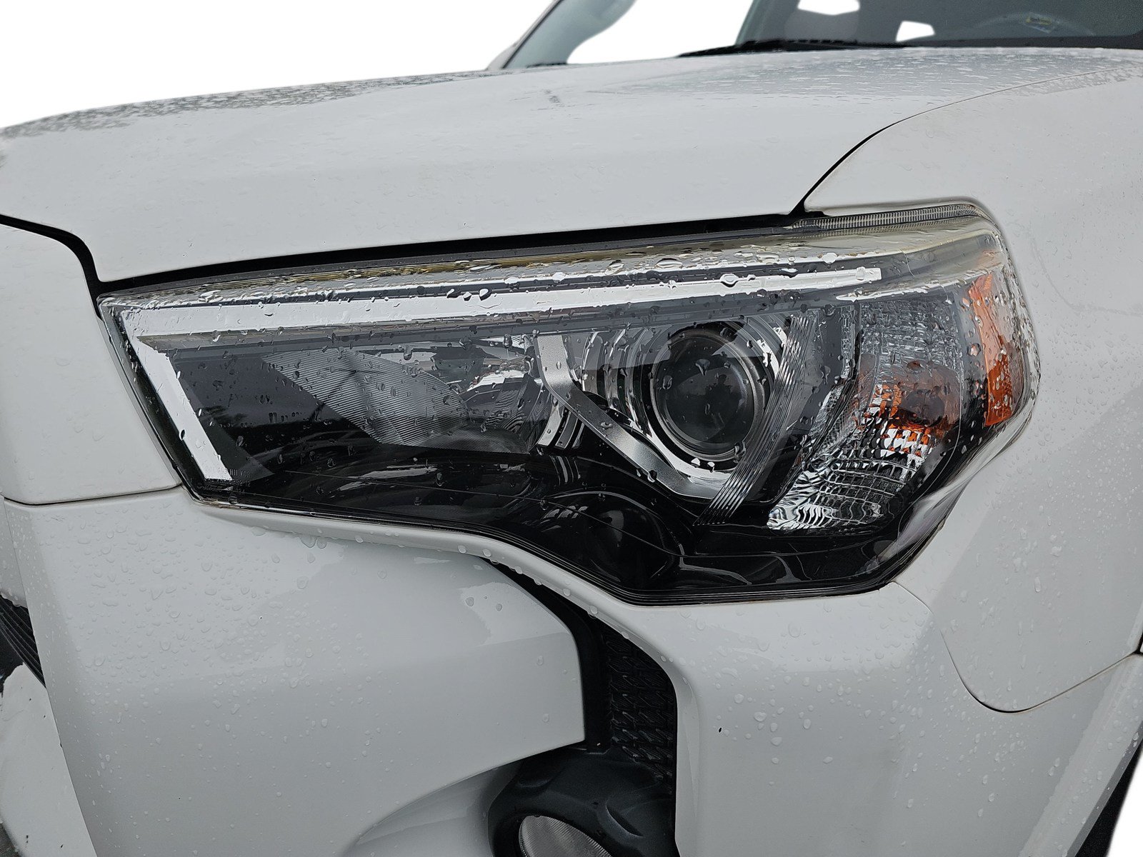 Used 2019 Toyota 4Runner SR5 AWD/4WD image 28