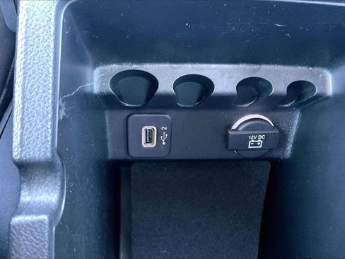 Used 2019 Jeep Cherokee Trailhawk w/ Comfort/Convenience Group image 17