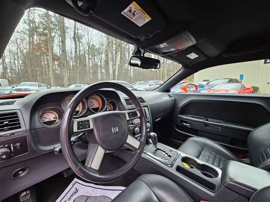 Used 2010 Dodge Challenger R/T RWD image 23