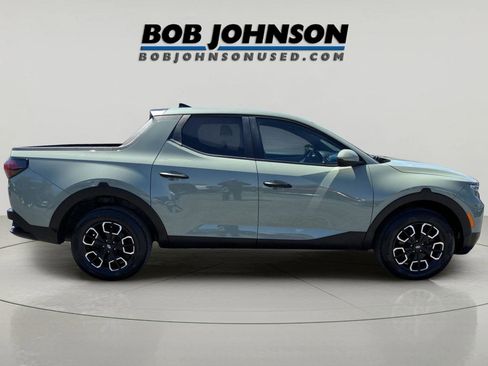 Used 2023 Hyundai Santa Cruz SE AWD/4WD image 2