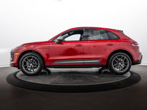 Certified 2026 Porsche Macan Turbo AWD/4WD image 2