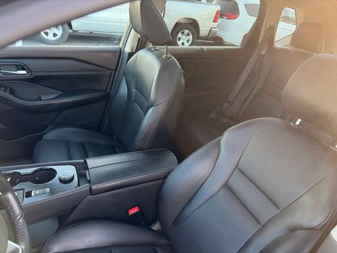 Used 2023 Nissan Rogue SV w/ SV Premium B Package AWD/4WD image 25