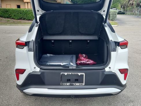 New 2026 Buick Envista Preferred w/ Convenience I Package FWD image 5