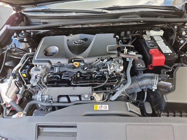 Used 2024 Toyota Camry SE w/ Cold Weather Package FWD image 23