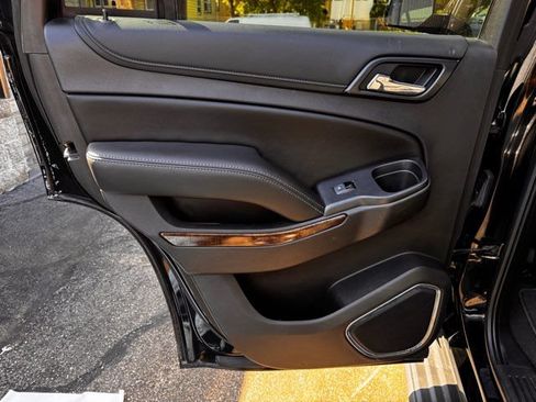 Used 2019 Chevrolet Tahoe LS AWD/4WD image 20