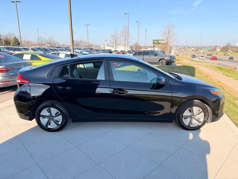 Used 2019 Hyundai Ioniq Blue image 6