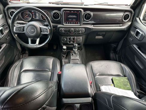 Used 2020 Jeep Wrangler Unlimited Sahara AWD/4WD image 11