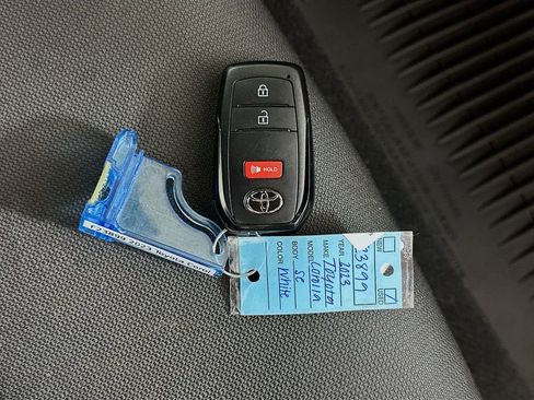 Used 2023 Toyota Corolla SE image 33