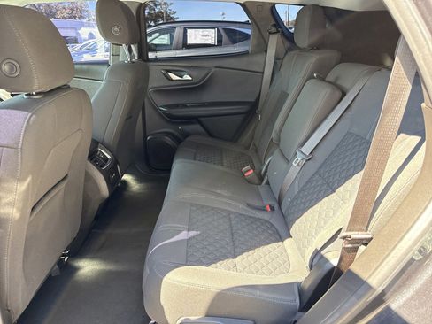 Used 2022 Chevrolet Blazer LT image 13
