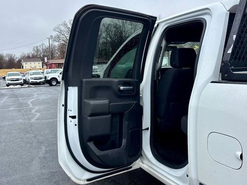 Used 2021 Chevrolet Silverado 2500 W/T w/ WT Convenience Package image 15