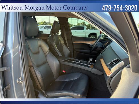 Used 2021 Volvo XC90 T6 Momentum AWD/4WD image 38