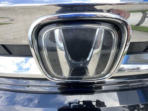 Used 2019 Honda Pilot Elite image 31