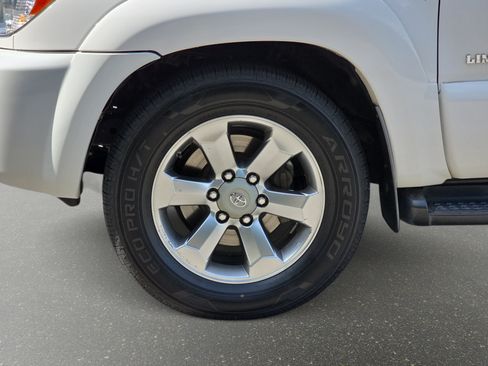 Used 2007 Toyota 4Runner Limited AWD/4WD image 27