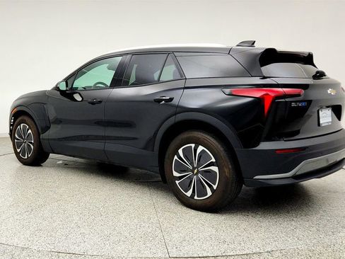Used 2024 Chevrolet Blazer EV LT AWD/4WD image 7