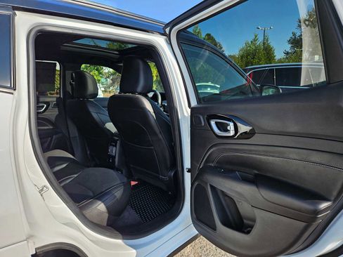 Used 2024 Jeep Compass Limited w/ Driver Assist Group I image 14