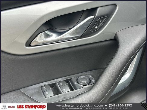 Used 2020 Chevrolet Blazer LT FWD image 17