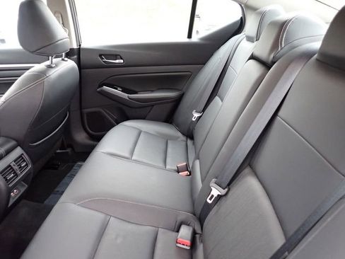 Used 2022 Nissan Altima 2.5 SL image 14