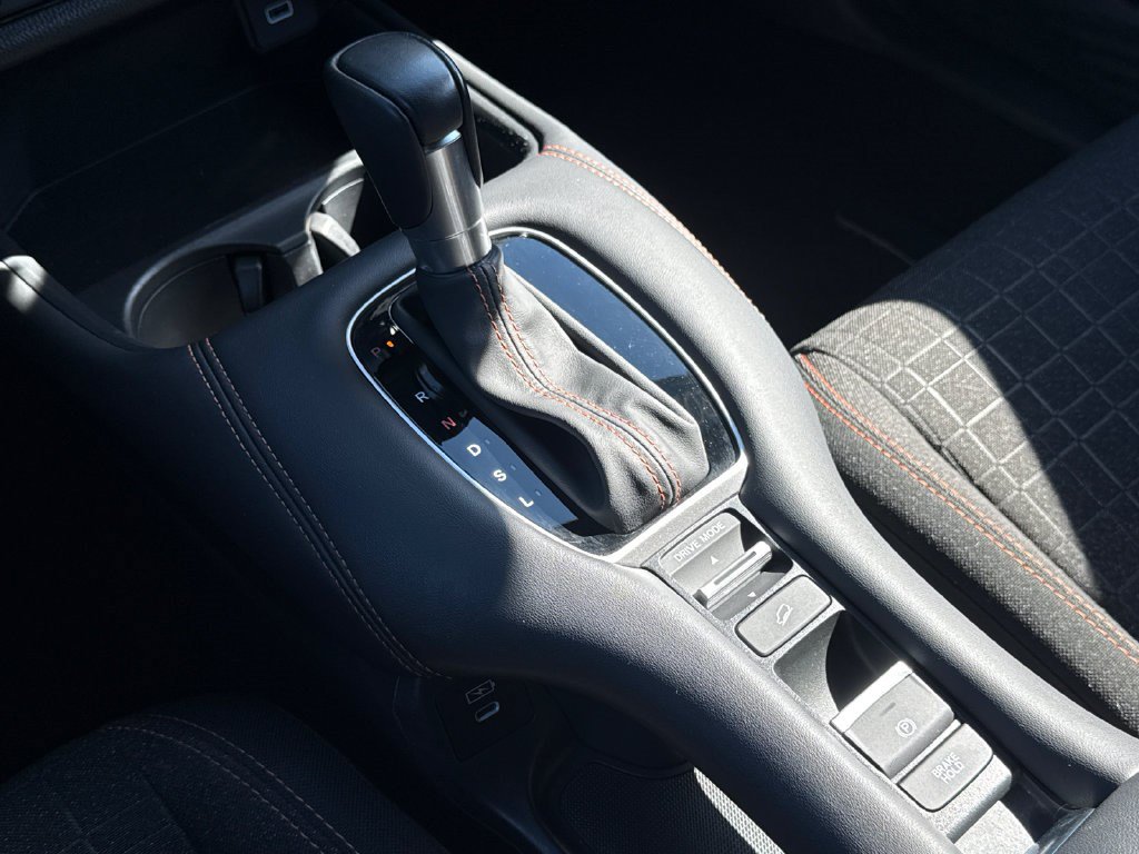 Used 2025 Honda HR-V Sport image 30