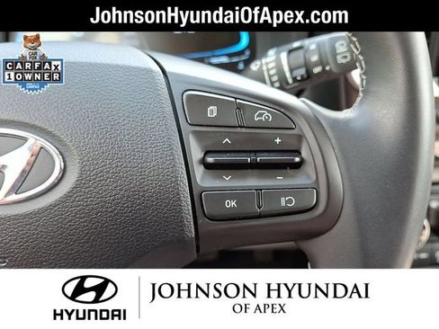 Certified 2026 Hyundai Venue SEL FWD image 20