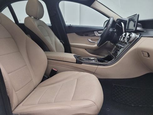 Used 2018 Mercedes-Benz C 300 Sedan w/ Premium Package image 21
