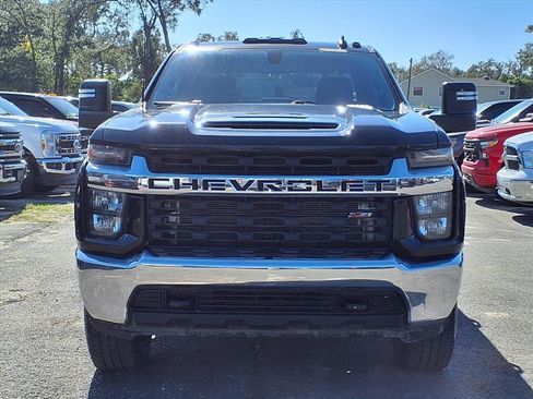 Used 2022 Chevrolet Silverado 2500 LT image 2