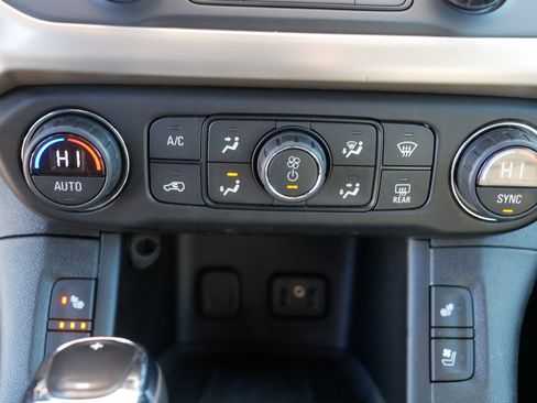 Used 2019 GMC Acadia Denali w/ Technology Package image 23