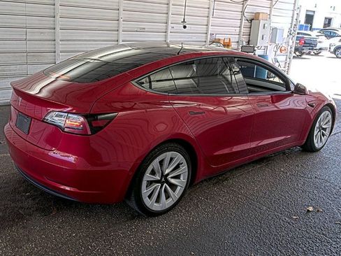 Used 2022 Tesla Model 3 Standard Range RWD image 3