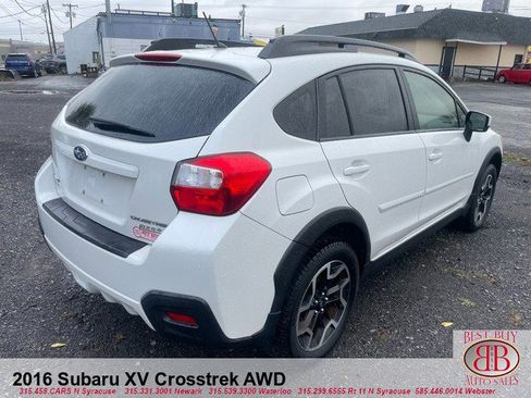 Used 2016 Subaru Crosstrek 2.0i Premium image 3