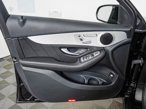 Certified 2022 Mercedes-Benz GLC 300 image 25