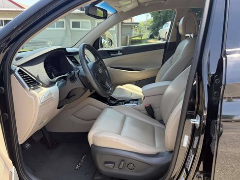 Used 2016 Hyundai Tucson Limited FWD image 16