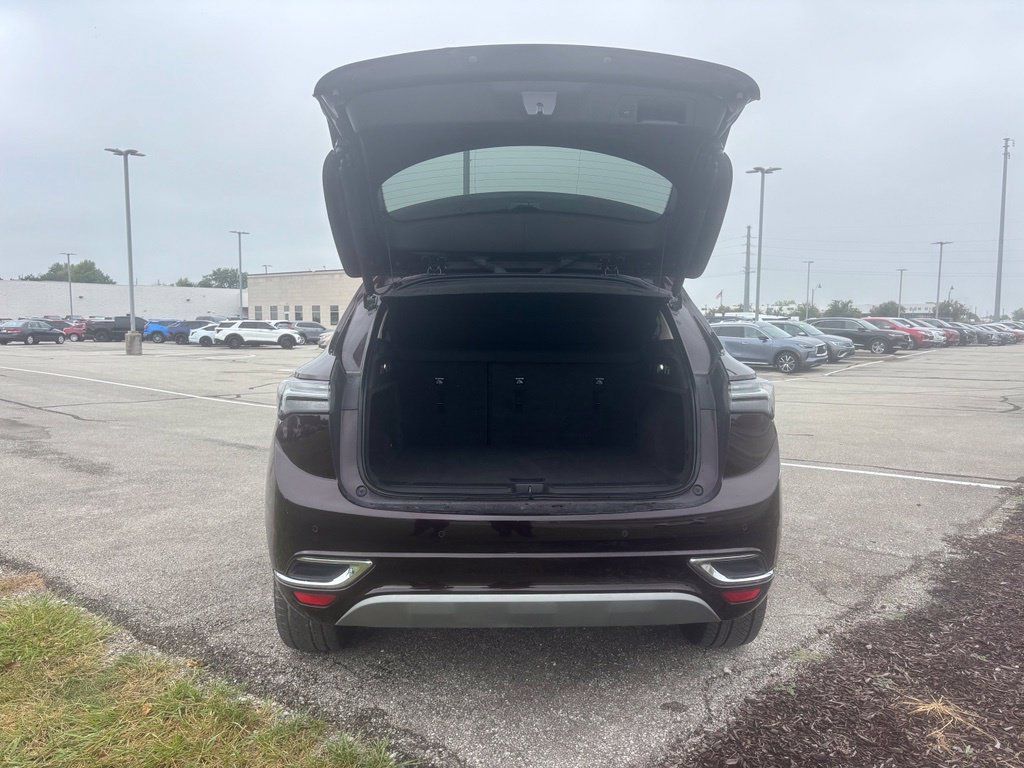 Used 2023 Buick Envision Avenir AWD/4WD image 14