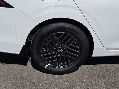 New 2026 Nissan Sentra SV w/ SV Convenience Package image 9