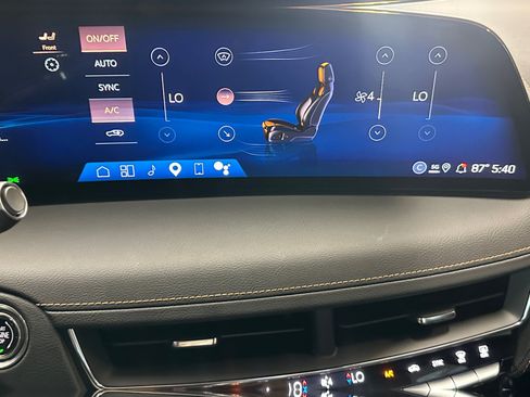 Used 2025 Cadillac CT5 Sport RWD image 18