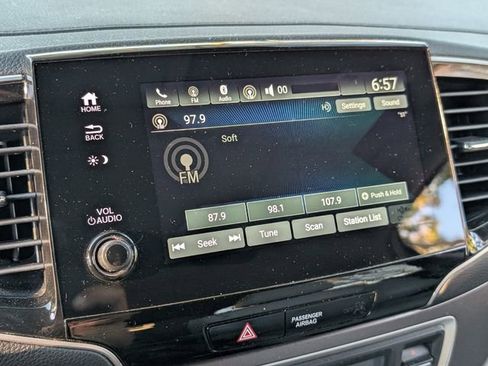 Used 2021 Honda Pilot Special Edition image 23
