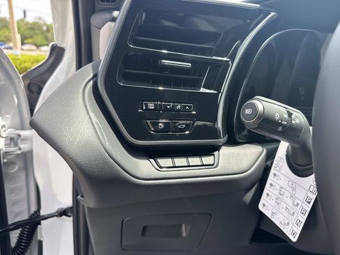 New 2026 Lexus TX 350 AWD image 33