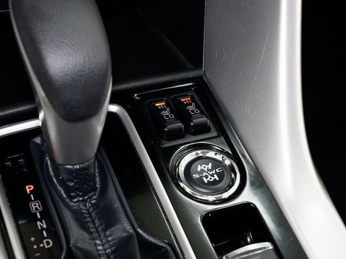 Used 2023 Mitsubishi Eclipse Cross SE image 19