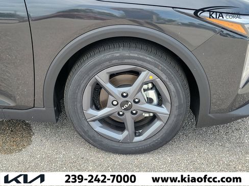 New 2025 Kia K4 LXS image 7