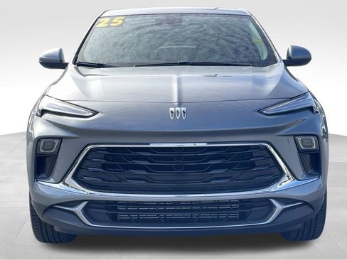 Used 2025 Buick Encore GX Preferred w/ Comfort Package image 9