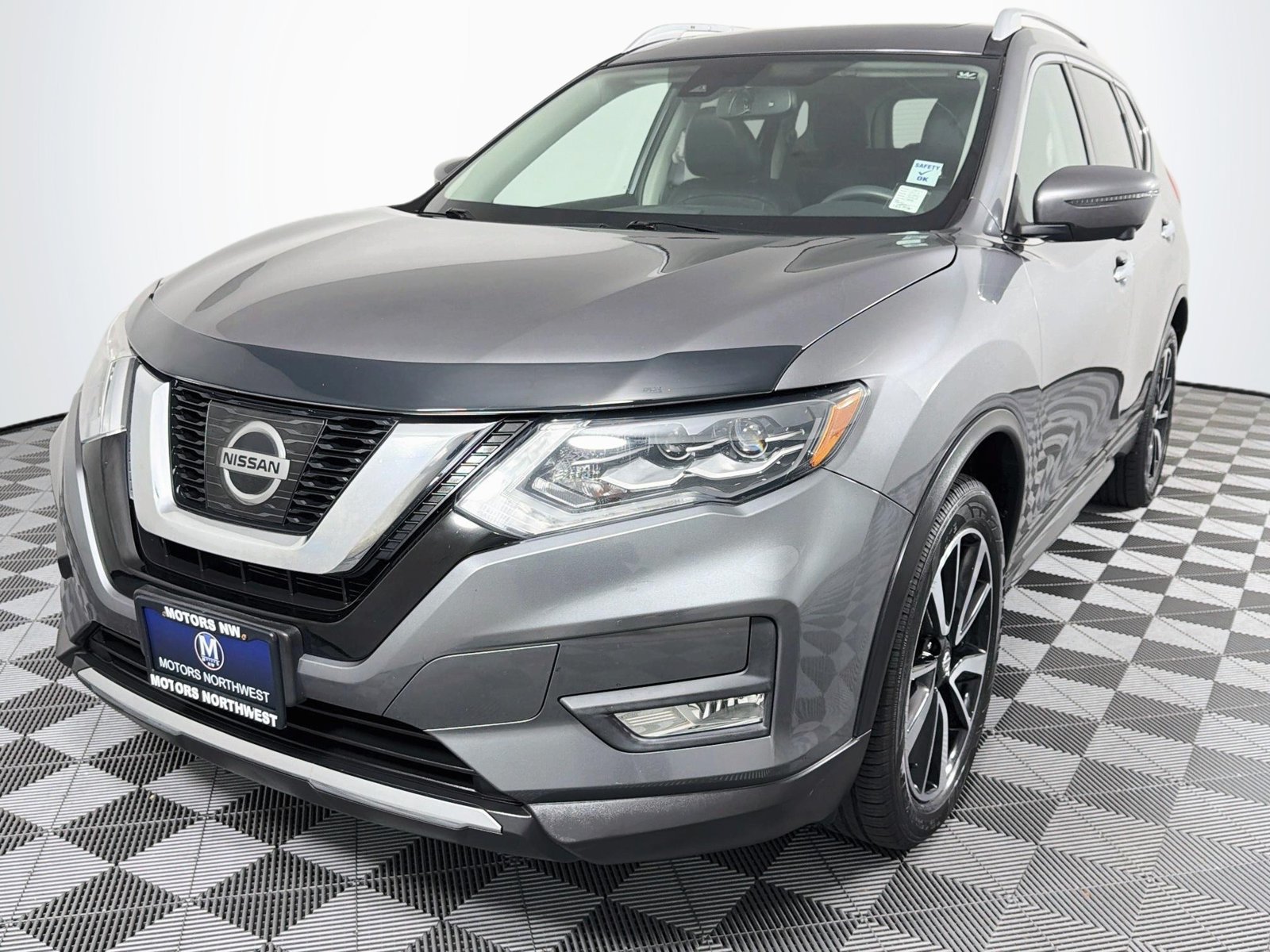 Used 2017 Nissan Rogue Platinum AWD/4WD image 5