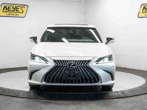 Used 2023 Lexus ES 350 w/ Premium Package FWD image 6