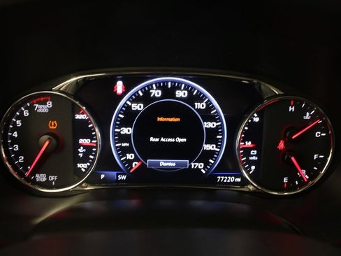 Used 2023 GMC Acadia Denali w/ Denali Ultimate Package FWD image 15