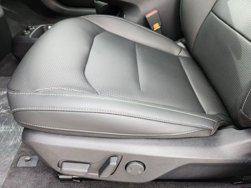 New 2025 Kia EV6 Wind image 8