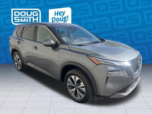 Used 2023 Nissan Rogue SV image 7